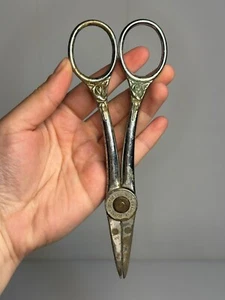 VTG Wiss Flower Shears Cutting Tool 6.75" FH4 Rose Design Antique Cast Iron - Picture 1 of 5