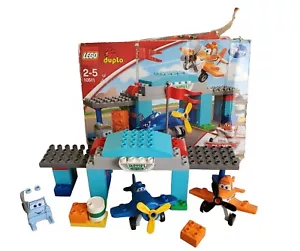 LEGO Duplo PLANES 10511 – La Scuola Di Volo Di Skipper – Con Scatola – 2013 - Foto 1 di 14