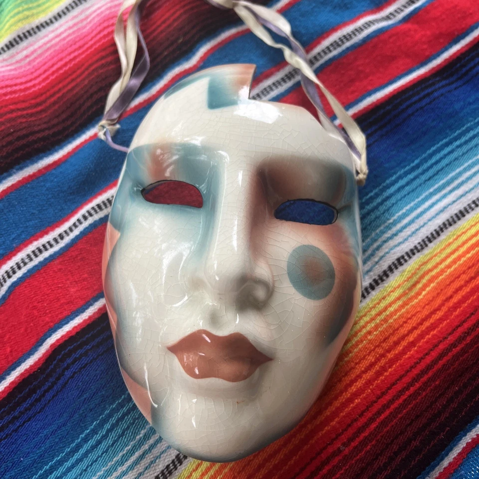 Máscara de pared vintage de cerámica decorativa arte arcilla años 80 Mardi Gras drama Foto 1 de 4