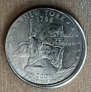 2001 P New York State Quarter Off Center Strike Mint Error - Picture 1 of 2