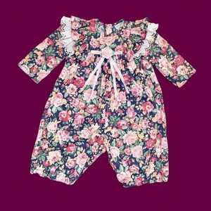 Vintage Rare Editions Baby Gr. (12M) Rosa Blumen Spitze Kragen Overall - Bild 1 von 8