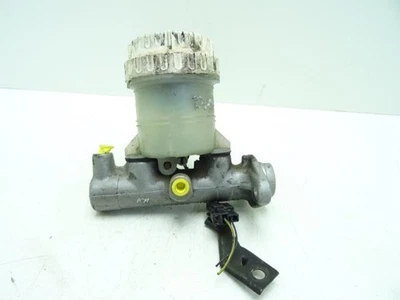 Maitre cylindre (freinage) MITSUBISHI PAJERO 2 PHASE 2 - Photo 1/4