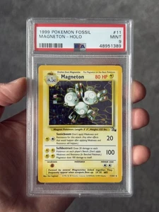 Pokemon Magneton 11/62 Holo Fossil PSA 9 - Picture 1 of 3