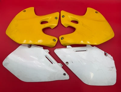 1996 - 2000 SUZUKI RM250 RM125  RIGHT & LEFT RADIATOR COVER FRAME COWL PLASTIC - Image 1 of 4