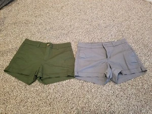 Lot of 2 Old Navy Girls Shorts Size 4 Grey & Green - Picture 1 of 6