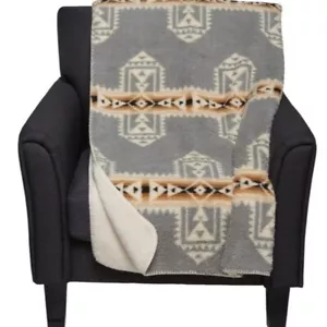 Pendleton Crossroads Sherpa Throw Blanket - 50x70” - Picture 1 of 2