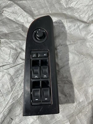 2006-2010 JEEP GRAND CHEROKEE SRT8 6.1L СО СТОРОНЫ ВОДИТЕЛЯ ГЛАВНЫЙ ВЫКЛЮЧАТЕЛЬ СТЕКЛОПОДЪЕМНИКА - Изображение 1 из 4