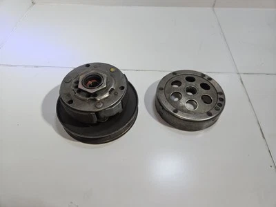 EMBRAYAGE - YAMAHA YP MAJESTY 125 (2002 - 2006) - Photo 1/4