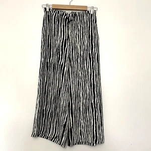 M&S Size 8 Short Black & White Stripe Wide Leg Ankle Trousers Size UK 8 NWT - Picture 1 of 11