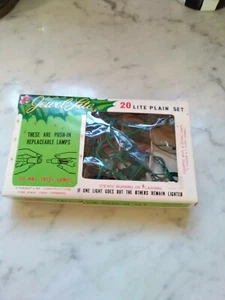 Vintage Jewel-Lite 20 Push-in Christmas Tree Light Set w/original box multi colo - Picture 1 of 6