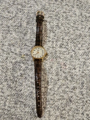 Timex Ladies Easy Reader Indiglo Watch 25mm Water Resistant T20071 - Image 1 of 4