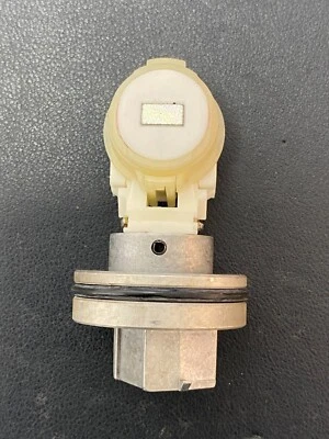 SMP SC22 NEW Speed Sensor - Image 1 of 4