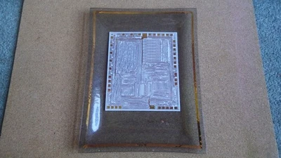 VINTAGE 1973 4 INTEL 8080 MICROPROCESSOR CHIP COMMEMORATIVE GOLD TRIM GLASS DISH - Image 1 of 4