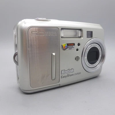 Kodak Digital Camera EasyShare CX7530 5.0MP Silver Tested - Image 1 of 4