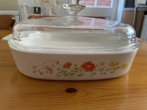 Vintage Corning Ware A-10-B 10x10x2 Wildflower Casserole Dish with A-12-C Pyrex - Picture 1 of 4