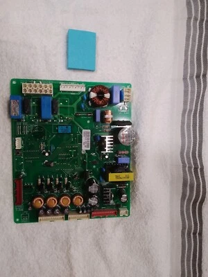 Kenmore Refrigerator Main Control Board PN: EBR65002715 - Image 1 of 4