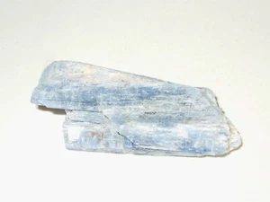 - Minerali Grezzi Cristalloterapia - CIANITE (39) brasile - Picture 1 of 1