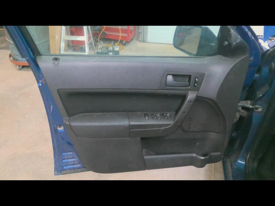 Used Front Left Door Interior Trim Panel fits: 2008 Ford Focus  Grade A Foto 1 de 4
