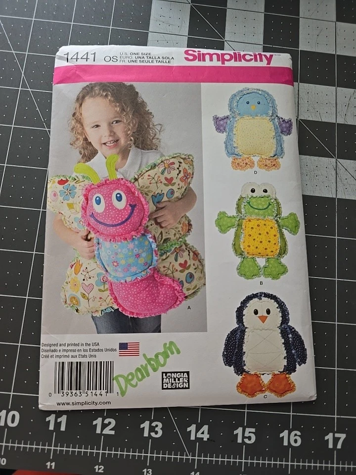 Simplicity 1441 rag quilted animal pillows, butterfly, frog, penguin, bird UNCUT - Image 1 of 3