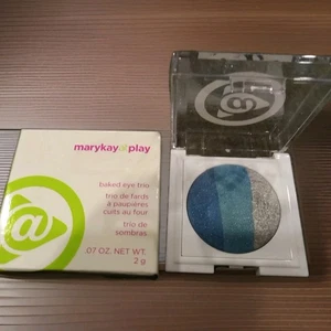 NIB Mary Kay At Play Baked Eye Shadow Trio OCEAN VIEW  - Picture 1 of 4