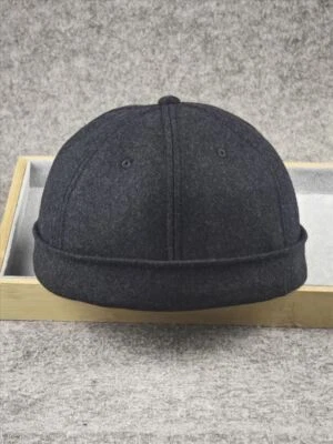 M/L 冬季羊毛全封闭无边帽头骨帽无遮阳帽无檐帽无帽 — 第 1/4 张图片