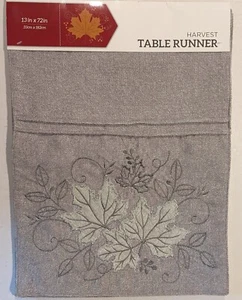 Ernte besticktes Blatt hellgrau Chenille dekorativer Tischläufer 13 x 72 - Bild 1 von 3