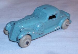 BARCLAY COUPE CAR DIE CAST METAL TOY 1930s