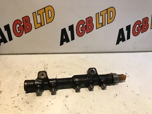 GENUINE 13-19 PEUGEOT 308 1.6 DIESEL FUEL RAIL 9804776780 BOSCH 0445214318 - Picture 1 of 1