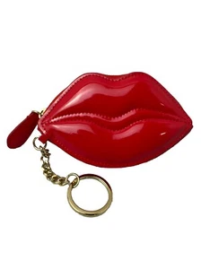 Victoria's Secret Rojo Pucker Labio Cremallera Llavero Monedero Usado en Excelente Condición - Imagen 1 de 18