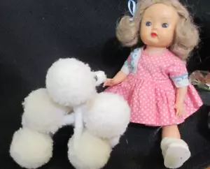 Caniche Miniatura Vintage 4" Ginny Muffie Muñeca Mascota LANA BLANCA Armadura - Imagen 1 de 7