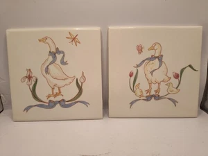 2 Keramikfliesen Enten 6 Zoll Quadrat USA Untersetzer & Wandaufhänger Kostenloser Versand  - Bild 1 von 3