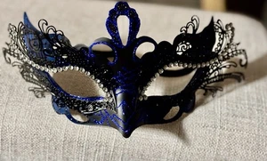 Midnight black & Blue Metal w/Rhinestones Glitter Detailed Masquerade Mask For W - Picture 1 of 4