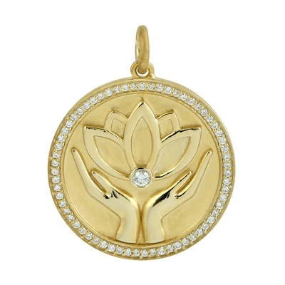 Colgante de oro amarillo de 14k con dije de diamantes a mano de loto para mujer Foto 1 de 4