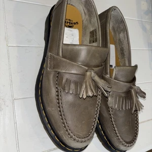 Dr. Martens Adrian YS Olive Carrara 30686352 Lederschuhe Größe 10 - Bild 1 von 8