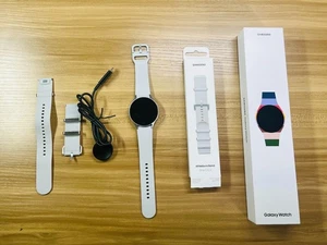 Bracelet SAMSUNG Galaxy Watch 7 (44 mm) argent et Watch7 Athleisure, M/L, Argent - Photo 1 sur 6