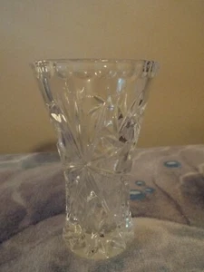 Crystal Vase - Picture 1 of 3