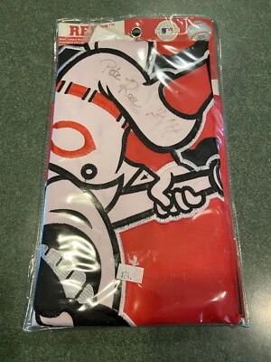 Cincinnati Reds 2x3 MLB Flag. New. Signed Pete Rose #14 ? Reds Mascot - Image 1 of 3