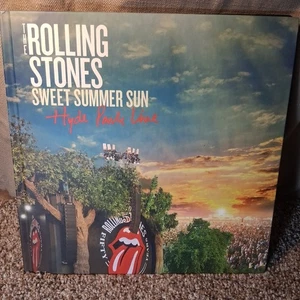 The Rolling Stones Sweet Summer Sun Hyde Park Live 3 Bluray/DVD, 2 CD & Buch Set - Bild 1 von 12