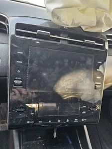RADIO PANTALLA Y PANEL DE CONTROL HYUNDAI TUCSON 2022-2024, (IDENTIFICACIÓN DE PARTIDO#) - Imagen 1 de 12