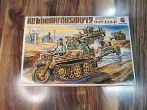 Nitto Kagaku 1:35 Kettenkrad Sdkfz.2 37mm Tractor Crew 411 300 Figure Set Kit - Bild 1 von 7