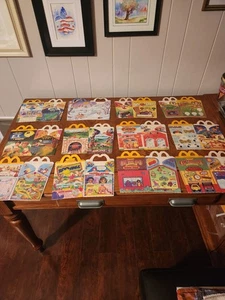 Konvolut 16 Vintage 80er Jahre McDonalds Happy Meal Boxen - Bild 1 von 9