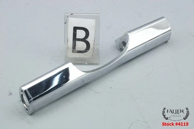 Harley Softail Heritage 2011 barra de luz de señal de giro trasera cromada #4119 Foto 1 de 4