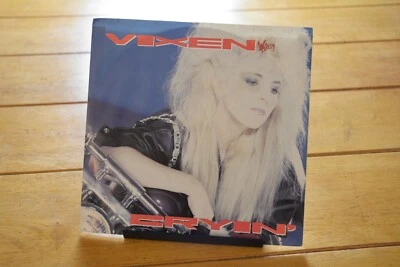 VIXEN "CRYIN / DESPERATE" 45 RPM 7" EX RECORD + PIC SLEEVE [D44-28] - Image 1 of 4