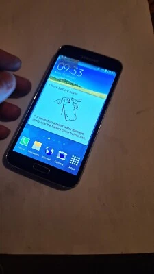 Samsung Galaxy S5 SM-G900F 16GB Unlocked White - Image 1 of 4