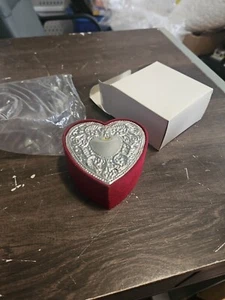 Red Velvet Ornate Rococo Scrolls Flower Silver Top Valentines Day Heart Gift Box - Picture 1 of 5