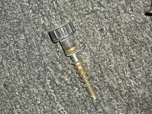 Omc Johnson/Evinrude controller screw and knob 0206415 206415 - Picture 1 of 2