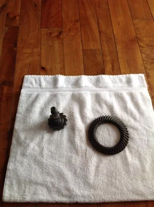 JEEP WRANGLER YJ TJ Comanche XJ WJ DANA 35 RING AND PINION 3.31 ORIGINAL USED - Picture 1 of 12