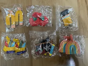 6 paia orecchini pendenti argilla insegnanti fatti a mano carini: matite pastelli mele + - Foto 1 di 7