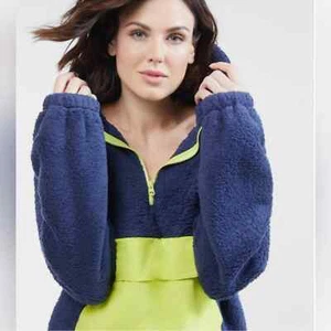 Felpa con cappuccio pullover in pile blu donna Outerknown Active M nuova senza etichette - Foto 1 di 8