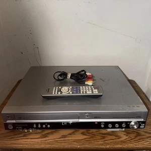 Panasonic DMR-ES30V VHS/DVD Dubbing Recorder/Player Combo w/ Remote - Working! - Picture 1 of 9